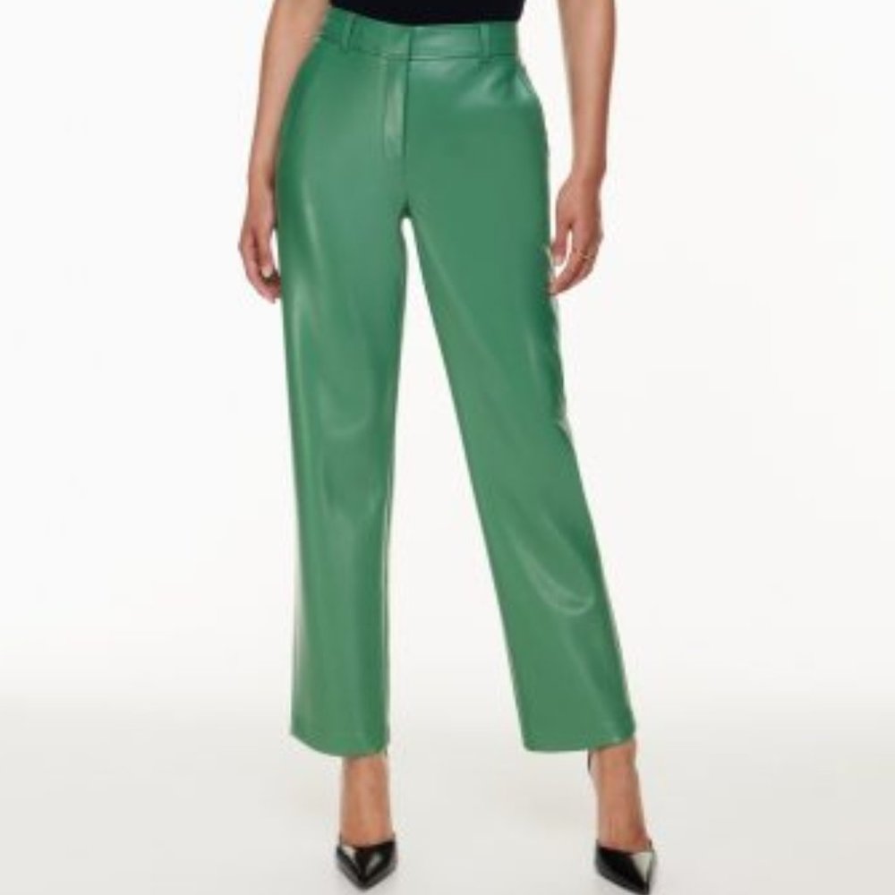 NWOT / Babaton Command Pant from Aritzia in Forest Green sz. 4